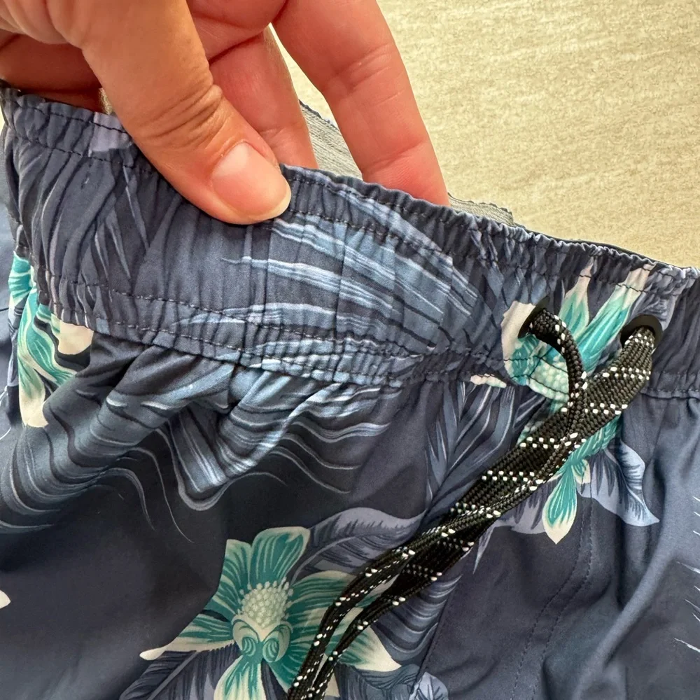 🩳🆕Hurley Men's Navy Floral Board Swim Shorts, XXL🩳